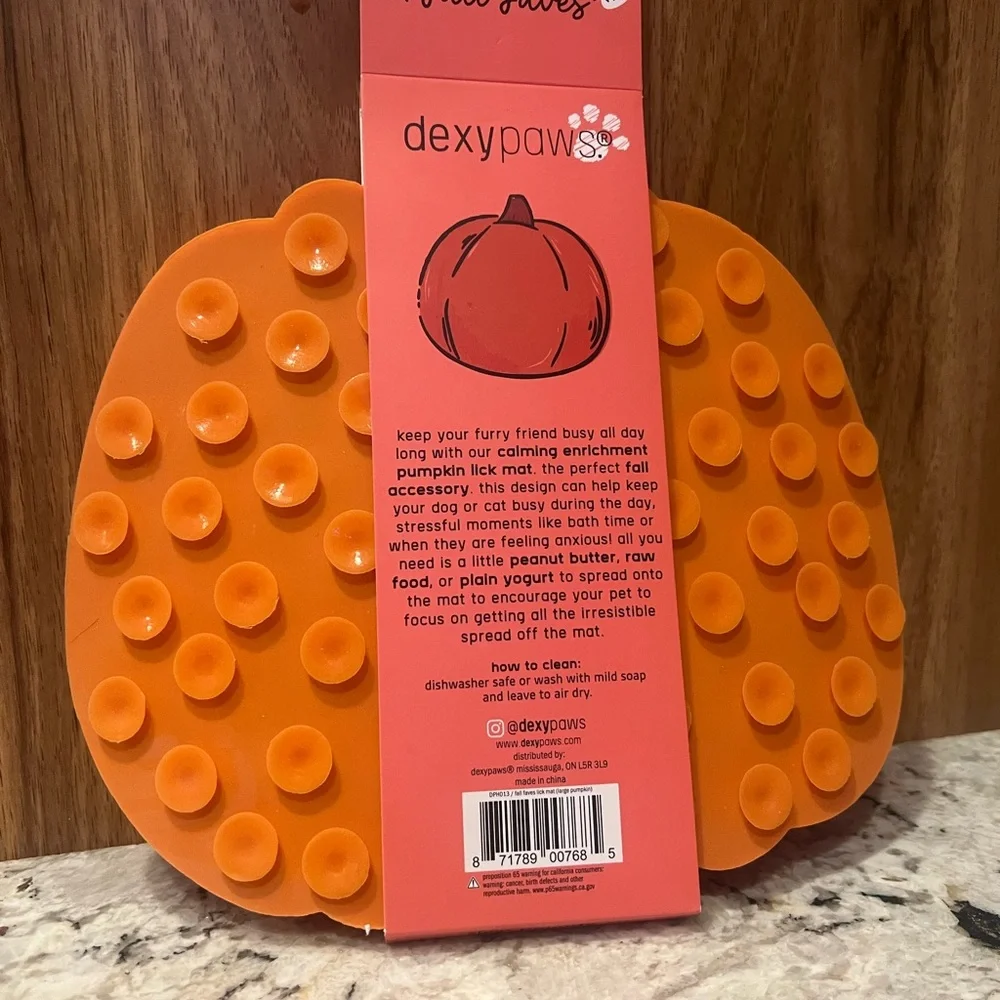 Large Orange Pumpkin Dog Licking Mat
